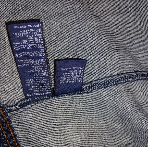 Tommy Hilfiger denim jacket - Picture 8 of 9